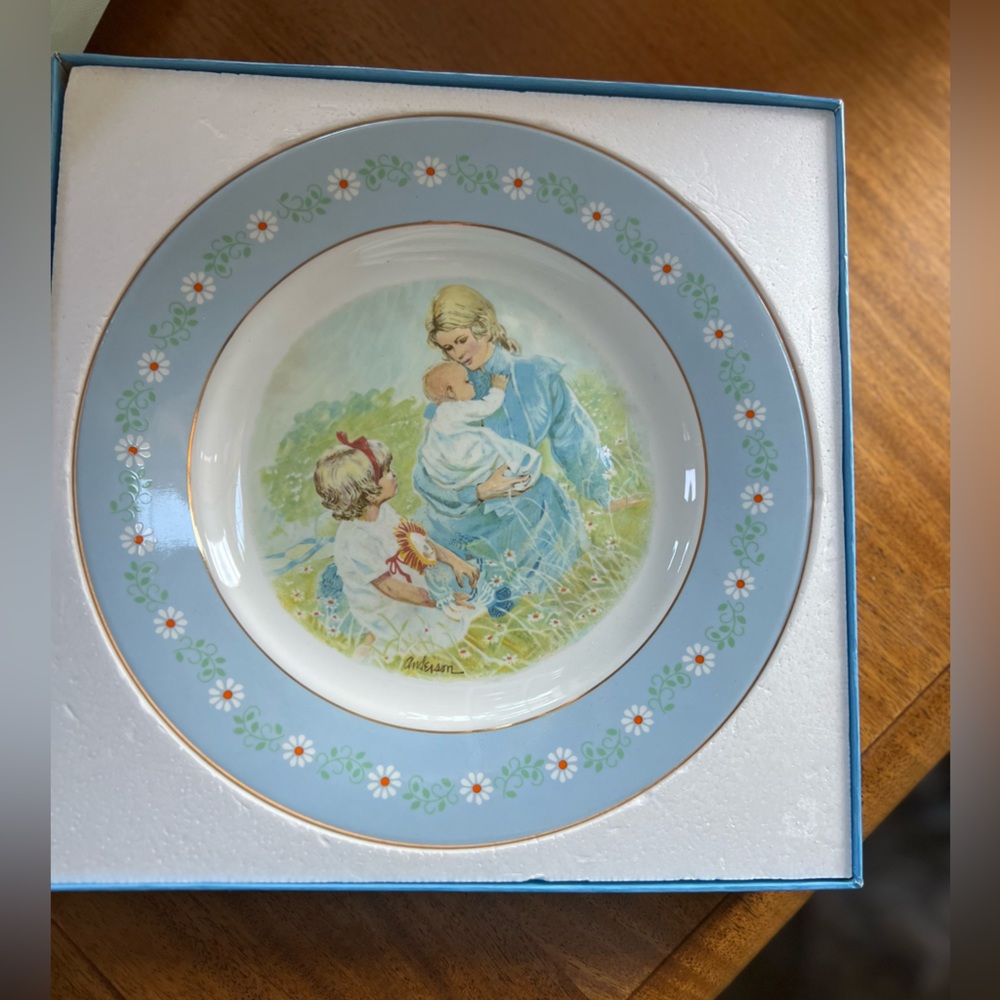 1974 Pontesa Ironstone Avon Plate - Tenderness Commemorative Plate - 9.25" Spain